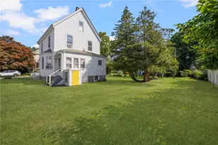 9 Cummings Rd, Newport, RI 02840 - Photo 31