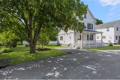 9 Cummings Road, Newport, RI 02840 - Photo 3