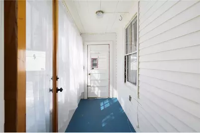9 Cummings Road, Newport, RI 02840 - Photo 15
