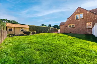 3 Moreland Street, Johnston, RI 02919 - Photo 9