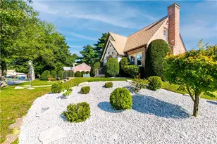 3 Moreland St, Johnston, RI 02919 - Photo 3