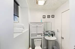 24 Arden Ct, Warwick, RI 02889 - Photo 29