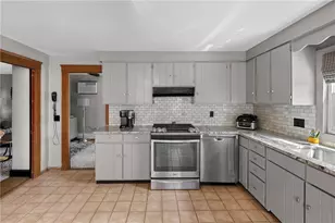 294 Washington St, West Warwick, RI 02893 - Photo 17
