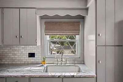 294 Washington Street, West Warwick, RI 02893 - Photo 15