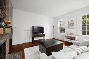 22 Halsey St, Providence, RI 02906 - Photo 7