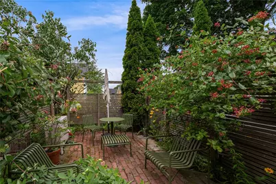 22 Halsey Street #2, Providence, RI 02906 - Photo 19