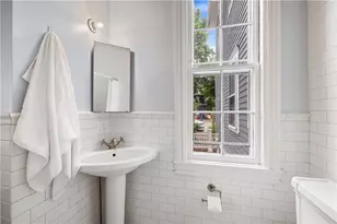 22 Halsey St, Providence, RI 02906 - Photo 15