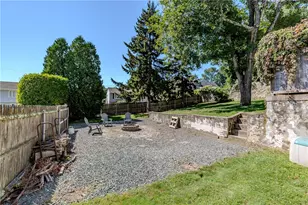 104 Meadow Rd, North Providence, RI 02904 - Photo 47