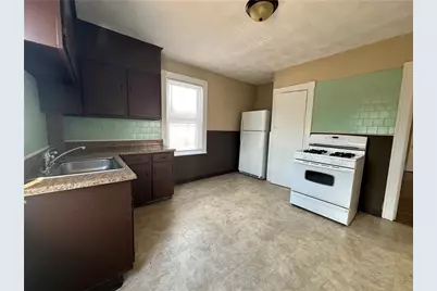 1245 Cranston Street #2, Cranston, RI 02920 - Photo 7