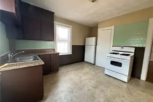 1245 Cranston St, Cranston, RI 02920 - Photo 7