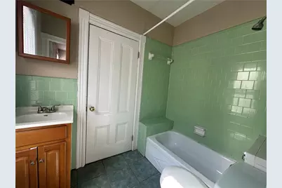1245 Cranston Street #2, Cranston, RI 02920 - Photo 9
