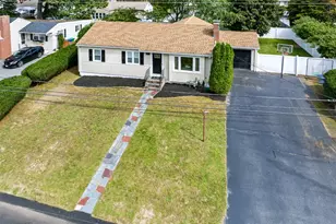 27 Kalmer Rd, Warwick, RI 02886 - Photo 3