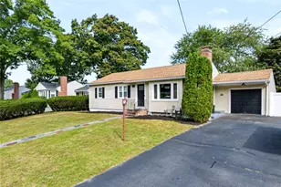 27 Kalmer Rd, Warwick, RI 02886 - Photo 1