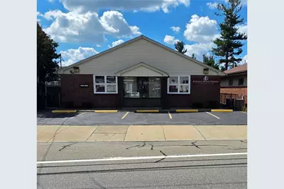 353 Armistice Boulevard, Pawtucket, RI 02861 - Photo 1