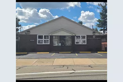 353 Armistice Boulevard, Pawtucket, RI 02861 - Photo 23