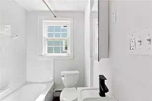 31 Rowan St, Providence, RI 02908 - Photo 11