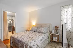 7 Beach St, Newport, RI 02840 - Photo 17