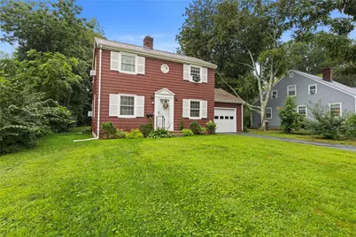 7 Beach Street, Newport, RI 02840 - Photo 1