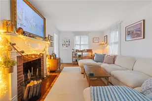 7 Beach St, Newport, RI 02840 - Photo 5