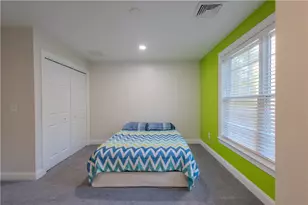 902 Hunting Hill Dr, Cumberland, RI 02864 - Photo 17