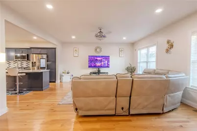 902 Hunting Hill Drive, Cumberland, RI 02864 - Photo 7