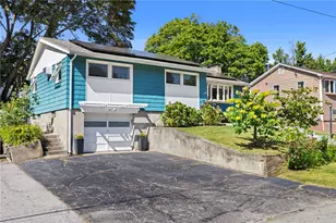 34 Clifden Ave, Cranston, RI 02905 - Photo 3