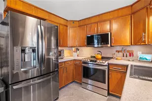 34 Clifden Ave, Cranston, RI 02905 - Photo 17