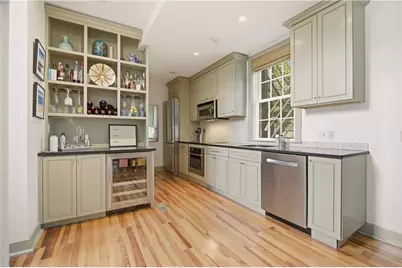 364 Bellevue Avenue #D102, Newport, RI 02840 - Photo 7