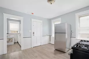 347 Douglas Ave, Providence, RI 02908 - Photo 19