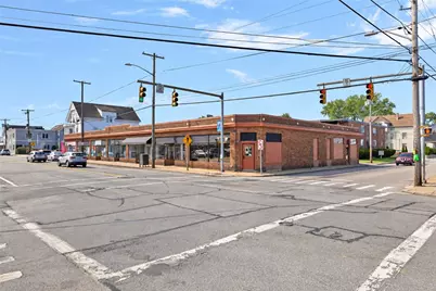 570 Smithfield Avenue #6, Pawtucket, RI 02860 - Photo 3