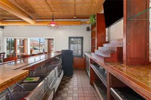 570 Smithfield Ave, Pawtucket, RI 02860 - Photo 13