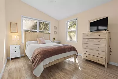 110 Winsor Avenue, North Kingstown, RI 02852 - Photo 27