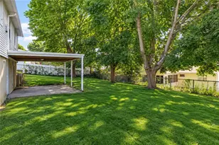 89 Marlow St, Cranston, RI 02920 - Photo 33