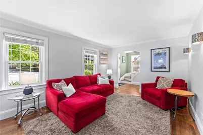 14 Creston Way, Providence, RI 02906 - Photo 9