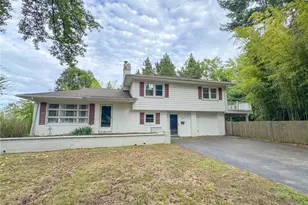 28 Hilltop Dr, Warwick, RI 02818 - Photo 29