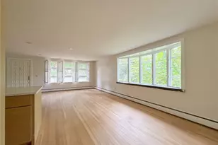 28 Hilltop Dr, Warwick, RI 02818 - Photo 15