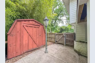 28 Hill Top Drive, Warwick, RI 02818 - Photo 25