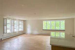 28 Hilltop Dr, Warwick, RI 02818 - Photo 23
