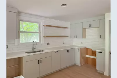 28 Hill Top Drive, Warwick, RI 02818 - Photo 7