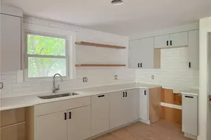 28 Hilltop Dr, Warwick, RI 02818 - Photo 7