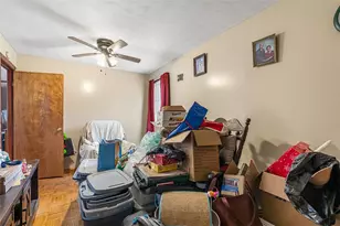 94 Perry St, Central Falls, RI 02863 - Photo 15