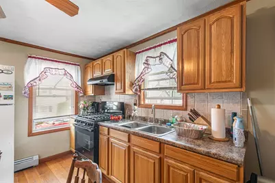 94 Perry Street, Central Falls, RI 02863 - Photo 9