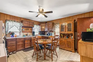 94 Perry St, Central Falls, RI 02863 - Photo 17