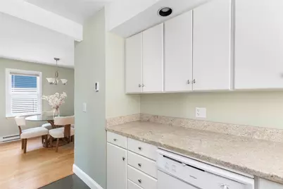 492 Thames Street #2, Newport, RI 02840 - Photo 13