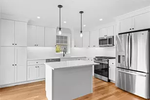 9 Kinsman St, Cumberland, RI 02864 - Photo 3