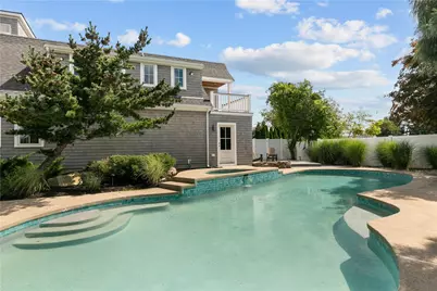 2040 East Main Road, Portsmouth, RI 02871 - Photo 5