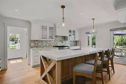 2040 East Main Road, Portsmouth, RI 02871 - Photo 19