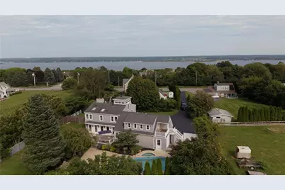 2040 East Main Road, Portsmouth, RI 02871 - Photo 3