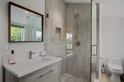 2040 East Main Road, Portsmouth, RI 02871 - Photo 49