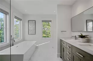 2040 E Main Rd, Portsmouth, RI 02871 - Photo 33
